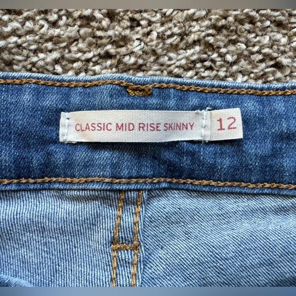 Levi's Classic Mid-Rise Skinny Jeans Wash Blue Women's Size 12 - Picture 3 of 10